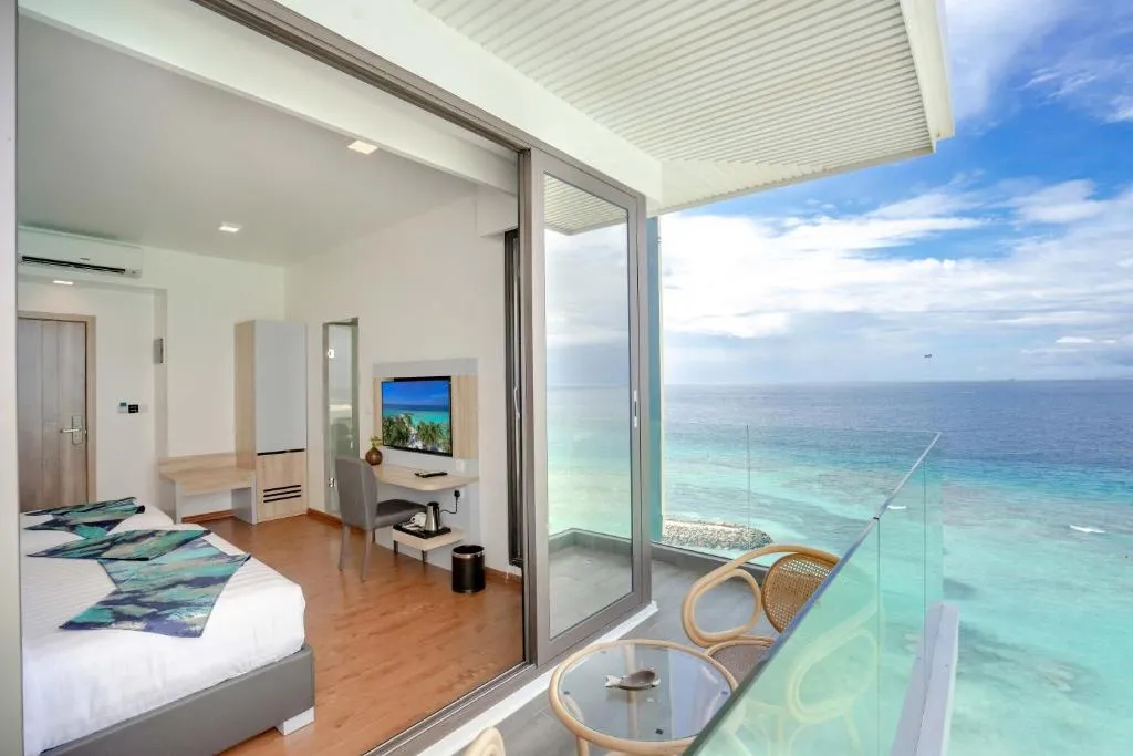 Premium Super Deluxe Room with Balcony & Sea View