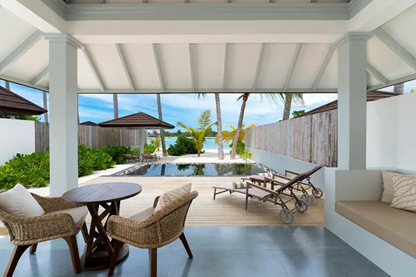 Grand Beach Suite with Pool