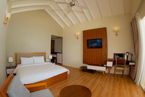 Superior Beach Bungalow