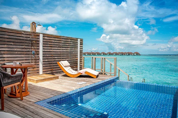 Romantic Water Villa with Pool